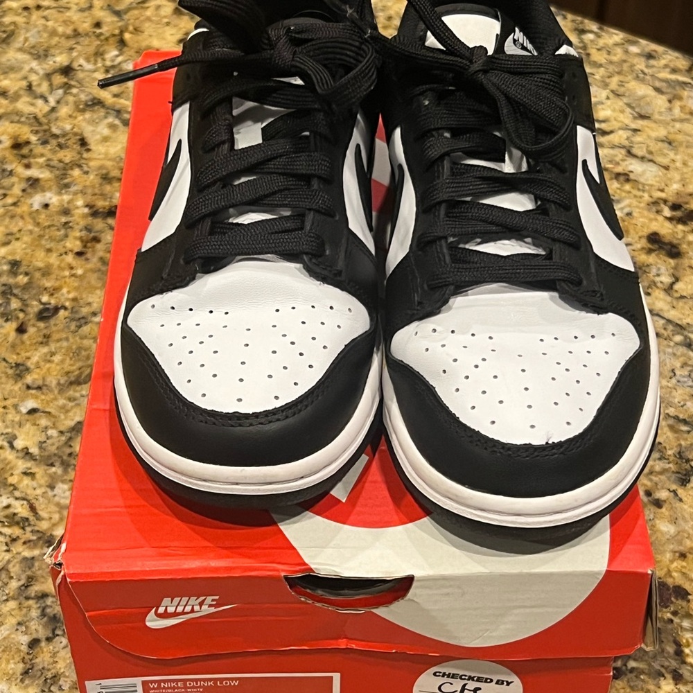 Nike Panda Dunk Low. Size 6.
